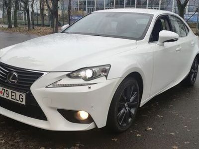 Lexus IS300h