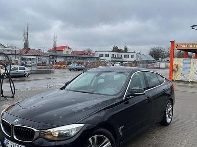 Second-hand BMW 318 Sport Line 143 CP (105 kW) 2014 Culoarenegru Berlinǎ