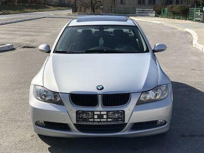 second-hand BMW 320 320 i 150Cp / TRAPA / NAVIGATIE /SENZORI PARCARE FATA+SPATE/VOLAN SPORT CU COMENZI . Provenienta Germania! 2006