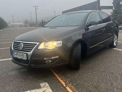 Second-hand VW Passat Highline 140 CP (102 kW) 2007 Culoaremaro Berlinǎ