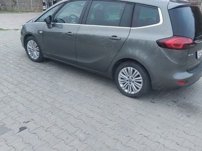 Opel Zafira Tourer