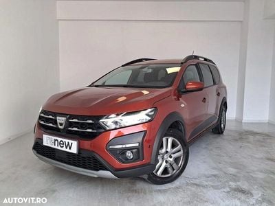 Second-hand Dacia Jogger 110 CP (80 kW) 2022 Culoaremaro Monovolum