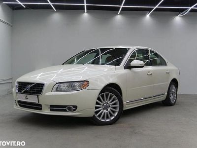 Culoarealb Utilizat 2007 Volvo S80 Executive Berlinǎ | 6.050 EUR