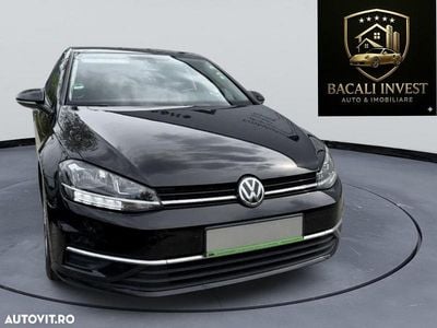 Culoarenegru Utilizat 2020 VW Golf VII | 11.990 EUR (Preț bun)