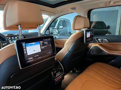 Culoarenegru Second-hand 2022 BMW X5 Comfort Edition SUV | 50.839 EUR (Super Preț)