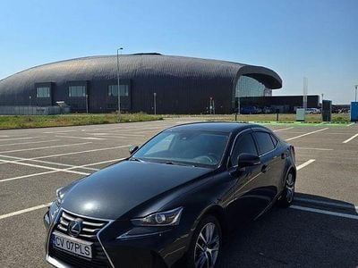 Culoarenegru Utilizat 2019 Lexus IS300h Berlinǎ | 20.500 EUR