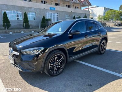 Mercedes GLA220