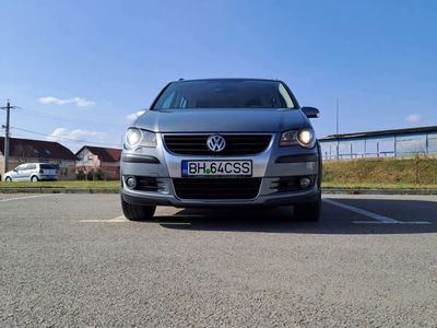 second-hand VW Touran Cross 