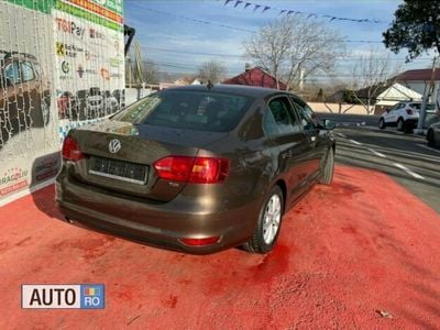 Second-hand VW Jetta 105 CP (77 kW) 2012 Maro Berlinǎ