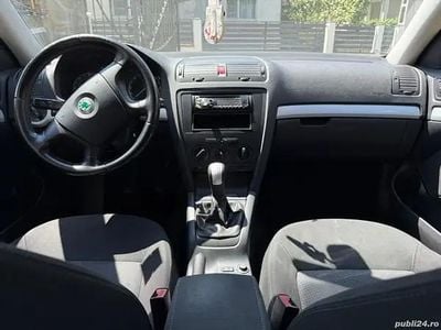 Second-hand Skoda Octavia Elegance 105 CP (77 kW) 2008 Gri Break