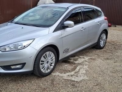Second-hand Ford Focus 120 CP (88 kW) 2017 Gri Hatchback