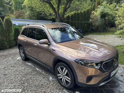 Mercedes EQB300