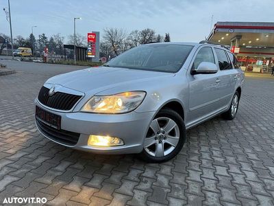 Second-hand Skoda Octavia Elegance 105 CP (77 kW) 2010 Culoareargint Break