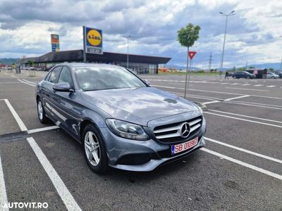Mercedes C180
