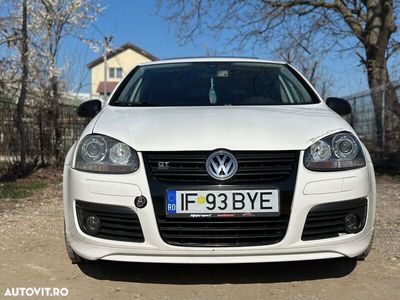 second-hand VW Golf V 