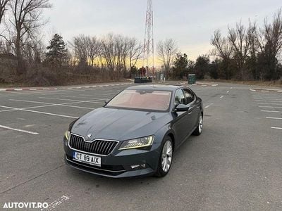 Second-hand Skoda Superb Style 150 CP (110 kW) 2017 Culoaregri Berlinǎ