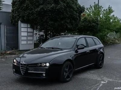 Utilizat 2006 Alfa Romeo 159 Hatchback | 3.000 EUR