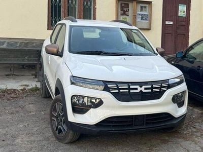 Second-hand Dacia Spring Extreme 47 kW (65 CP) 2024 Culoarealb Hatchback