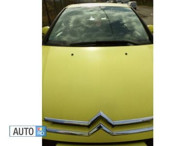 Galben Utilizat 2005 Citroën C4 Hatchback | 2.700 EUR
