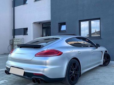 second-hand Porsche Panamera 3.0 Tiptronic S