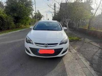 Utilizat 2015 Opel Astra Sport Break | 8.350 EUR (Scump)