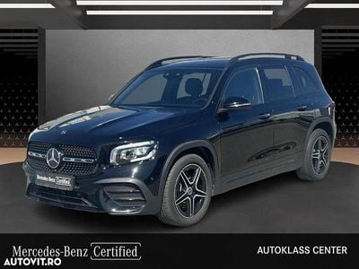 Mercedes GLB220
