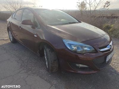Culoarealte culori Utilizat 2018 Opel Astra Berlinǎ | 7.350 EUR (Preț OK)