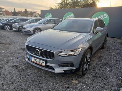 Gri Utilizat 2021 Volvo V90 CC Core Break | 44.950 EUR