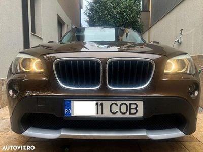 Second-hand BMW X1 Sport Line 143 CP (105 kW) 2010 Culoaremaro SUV