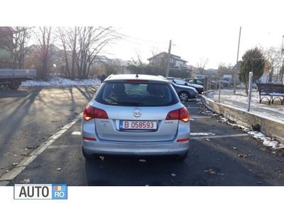 second-hand Opel Astra Tourer 1.7 CDTI 110 START/STOP BUSINESS 2013