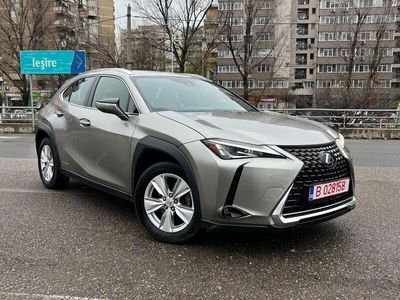 Lexus UX 250h