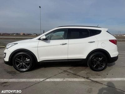 Second-hand Hyundai Santa Fe Premium 197 CP (144 kW) 2014 Culoarealb SUV