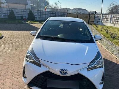 Second-hand Toyota Yaris Hybrid Luna 73 CP (53 kW) 2017 Culoarealb