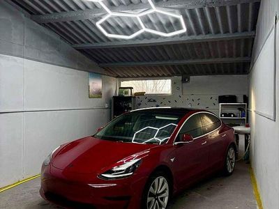 Culoarerosu Utilizat 2019 Tesla Model 3 Berlinǎ | 17.900 EUR (Super Preț)