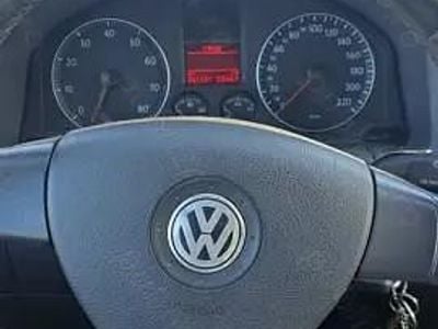 Second-hand VW Golf V 55 CP (40 kW) 2004 Hatchback