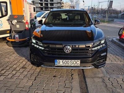 Culoarenegru Utilizat 2019 VW Touareg R-line SUV | 37.500 EUR (Puțin scump)