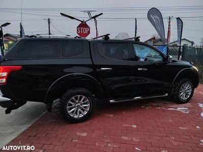 Second-hand Mitsubishi L200 181 CP (133 kW) 2017 Culoarenegru Pickup