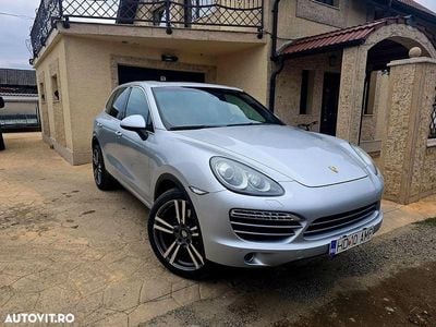 Second-hand Porsche Cayenne 240 CP (176 kW) 2011 Culoaregri SUV