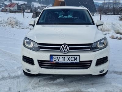 Alb Utilizat 2011 VW Touareg SUV | 12.000 EUR (Scump)