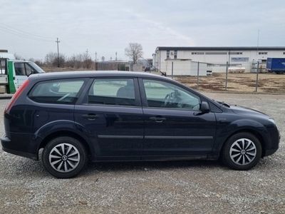 second-hand Ford Focus 2 2005 1.6 benzină