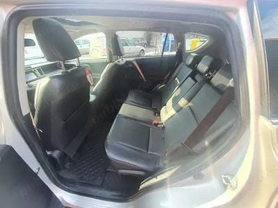 Second-hand Toyota RAV4 115 CP (84 kW) 2015 Gri SUV