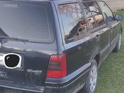 Second-hand VW Golf III 90 CP (66 kW) 1998