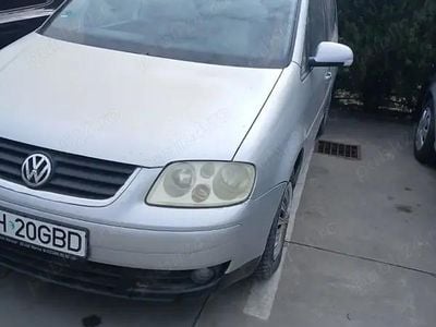 Utilizat 2005 VW Touran Monovolum | 2.100 EUR (Preț OK)