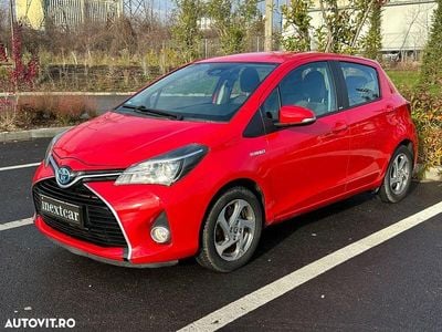 Second-hand Toyota Yaris Hybrid Luna 100 CP (73 kW) 2017 Culoarerosu