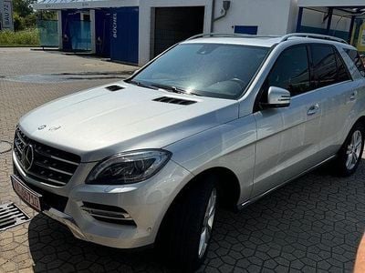 Culoaregri Utilizat 2015 Mercedes ML350 SUV | 17.000 EUR (Super Preț)