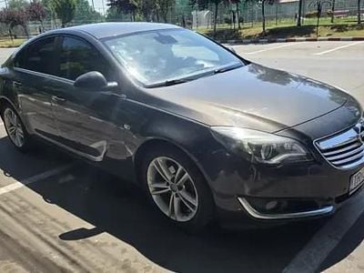 Gri Second-hand 2015 Opel Insignia Hatchback | 6.100 EUR (Preț OK)