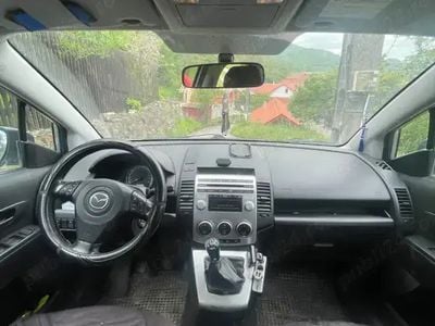 Mazda 5