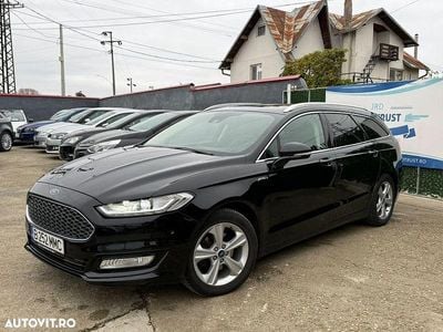 Culoarenegru Utilizat 2018 Ford Mondeo Vignale Break | 13.500 EUR (Scump)