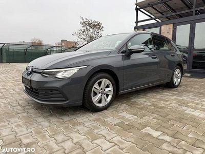 Culoaregri Utilizat 2020 VW Golf VIII Hatchback | 15.989 EUR (Puțin scump)
