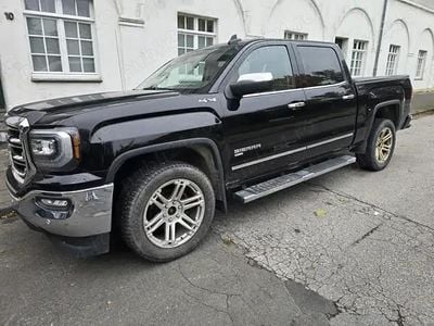 Second-hand GMC Sierra 355 CP (261 kW) 2018 Negru Pickup